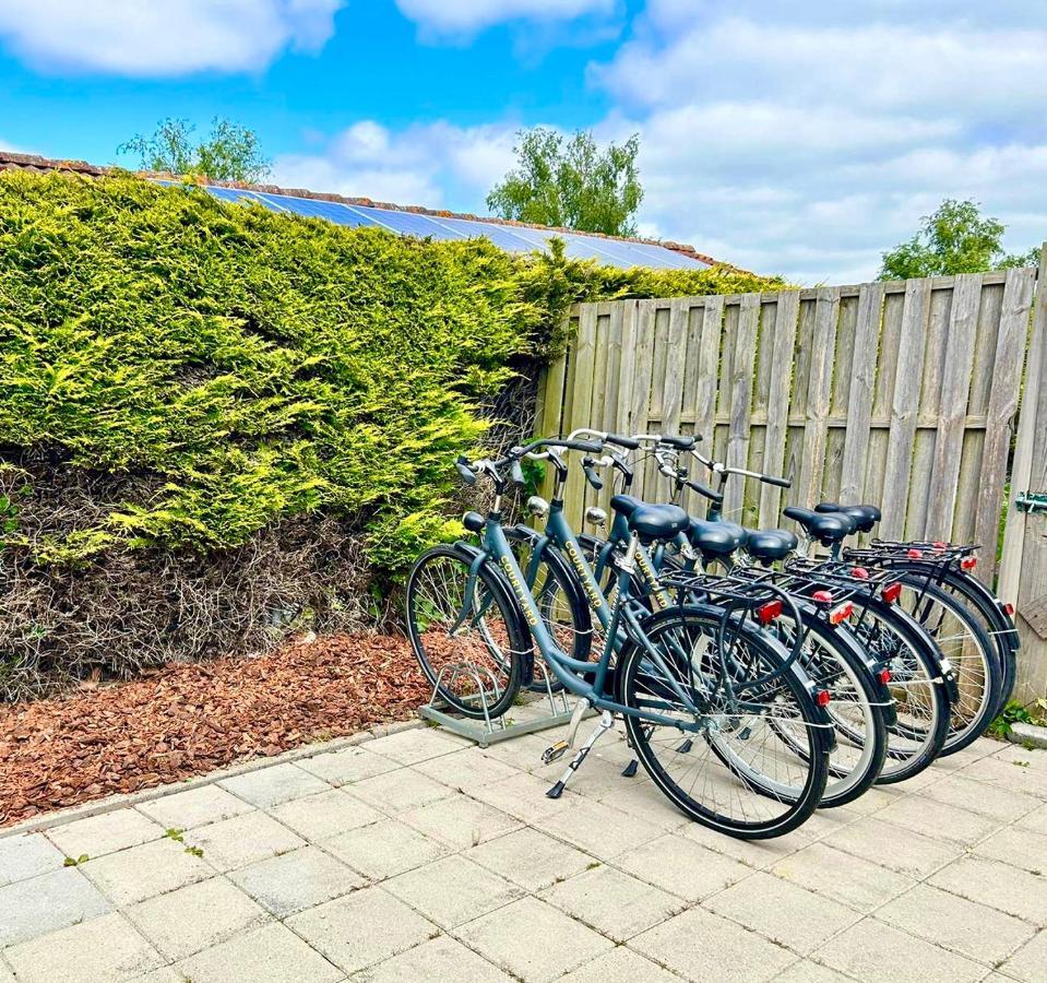 Wellness Bungalow With Jacuzzi &Sauna&Private Garden Near Amsterdam Vijfhuizen Екстериор снимка